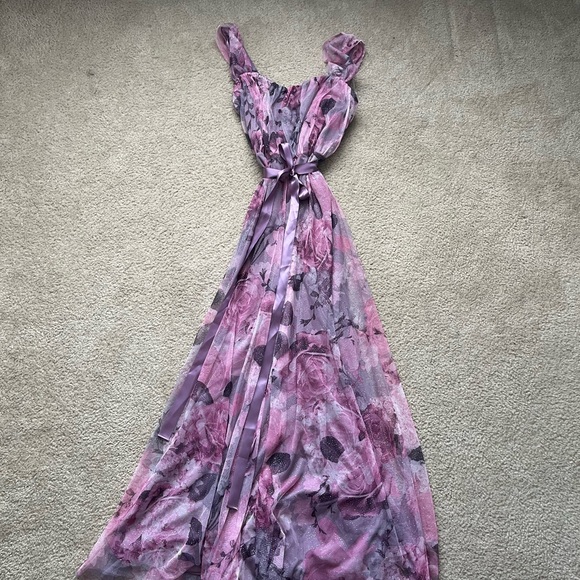 Candelite | Floral Sheer Maxi Dress - Picture 2 of 8